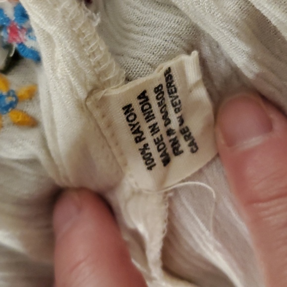 Altar'd State - Embroidered Ivory Boho Style Blouse w/ Cinched Waist, Size Large - Picture 4 of 5